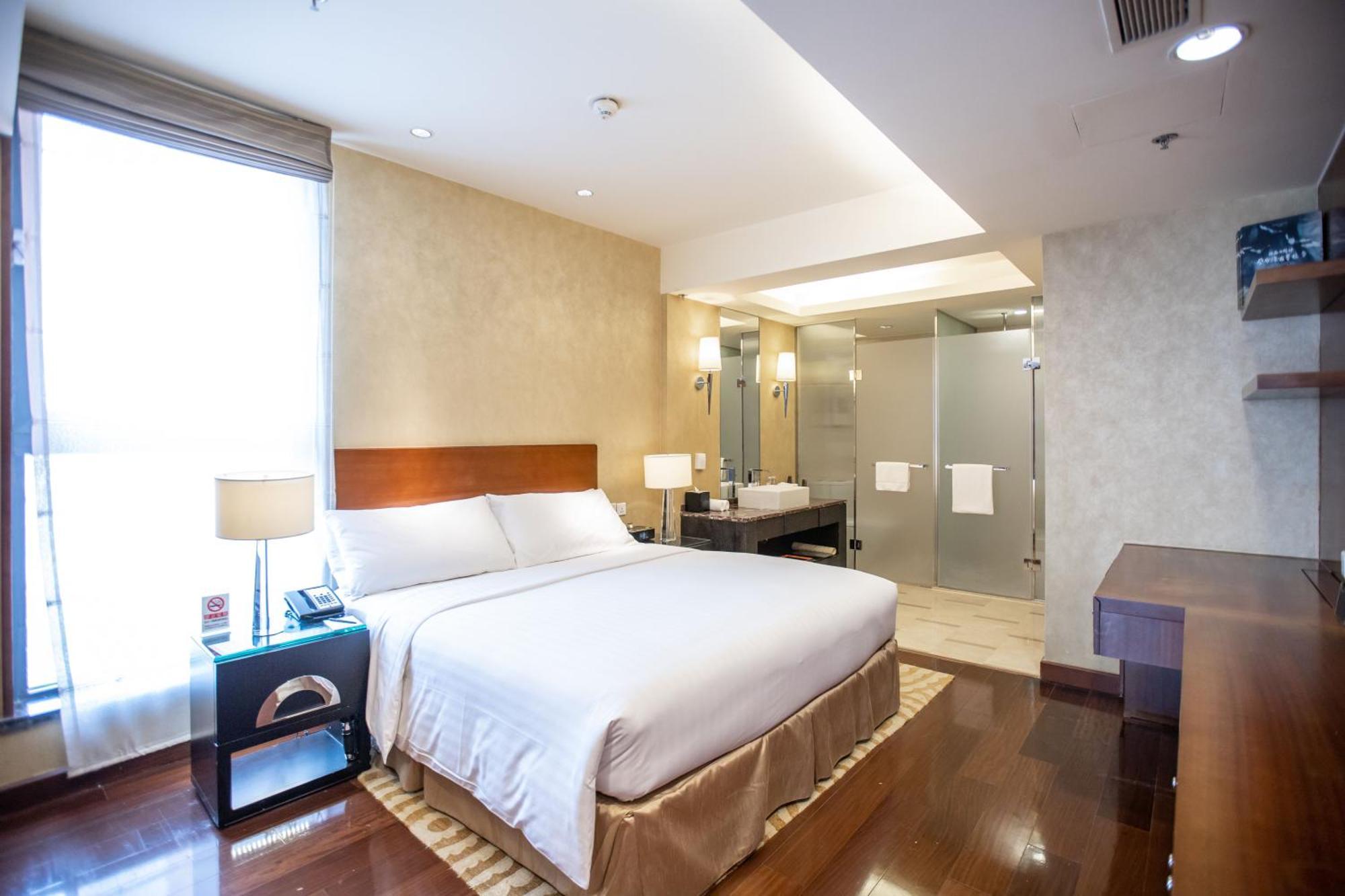 Hotel The Imperial Mansion, - Marriott Executive